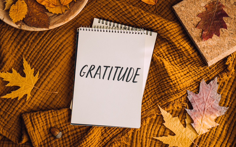 how-to-practice-gratitude-writing-autumn-fall-gratitude